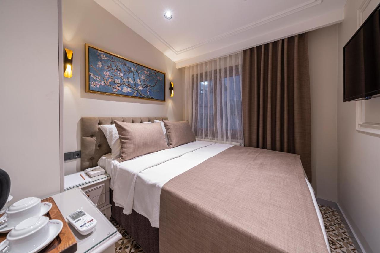 Pera Luna Premium Hotel Istanbul Exteriör bild