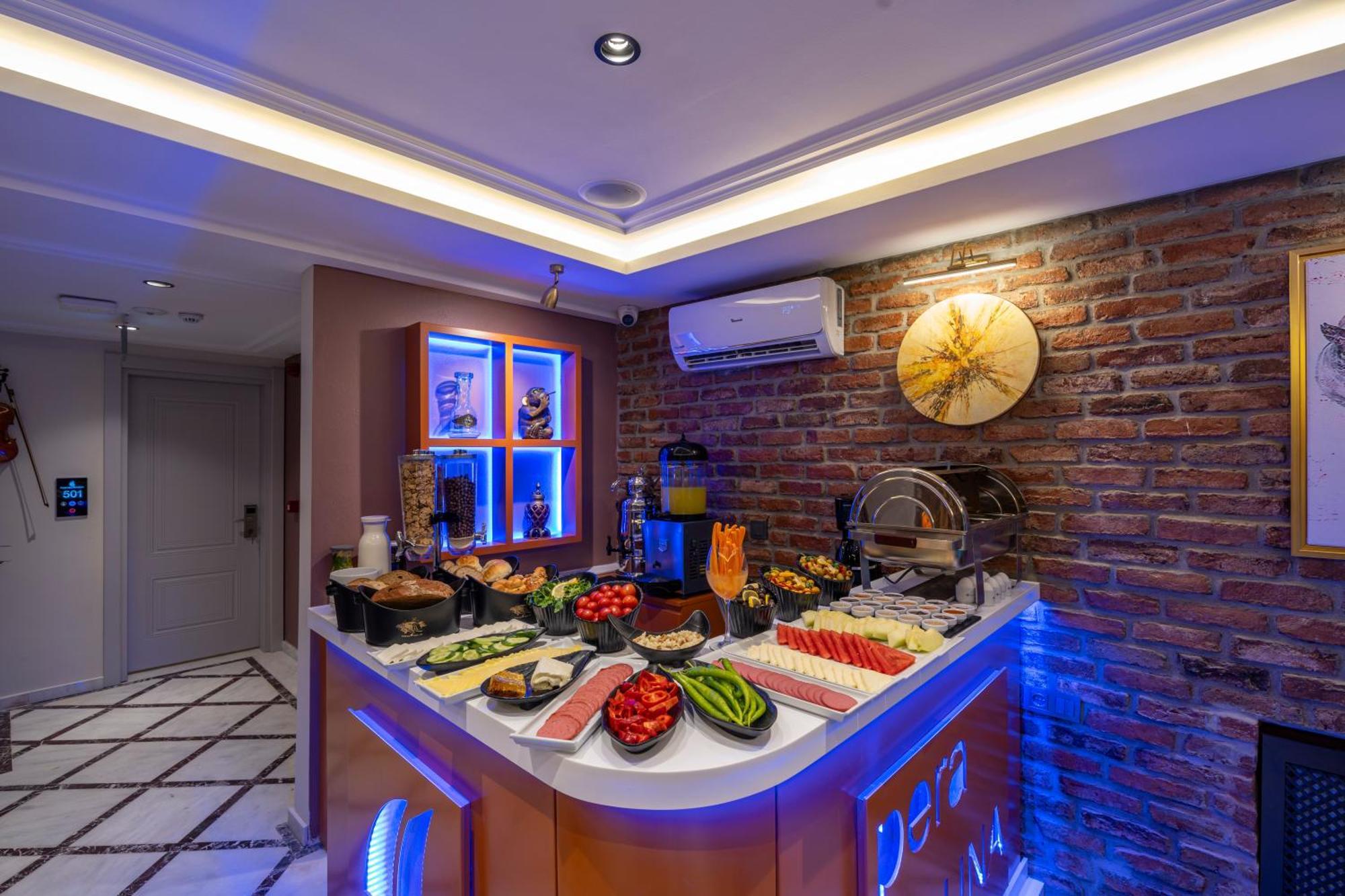 Pera Luna Premium Hotel Istanbul Exteriör bild