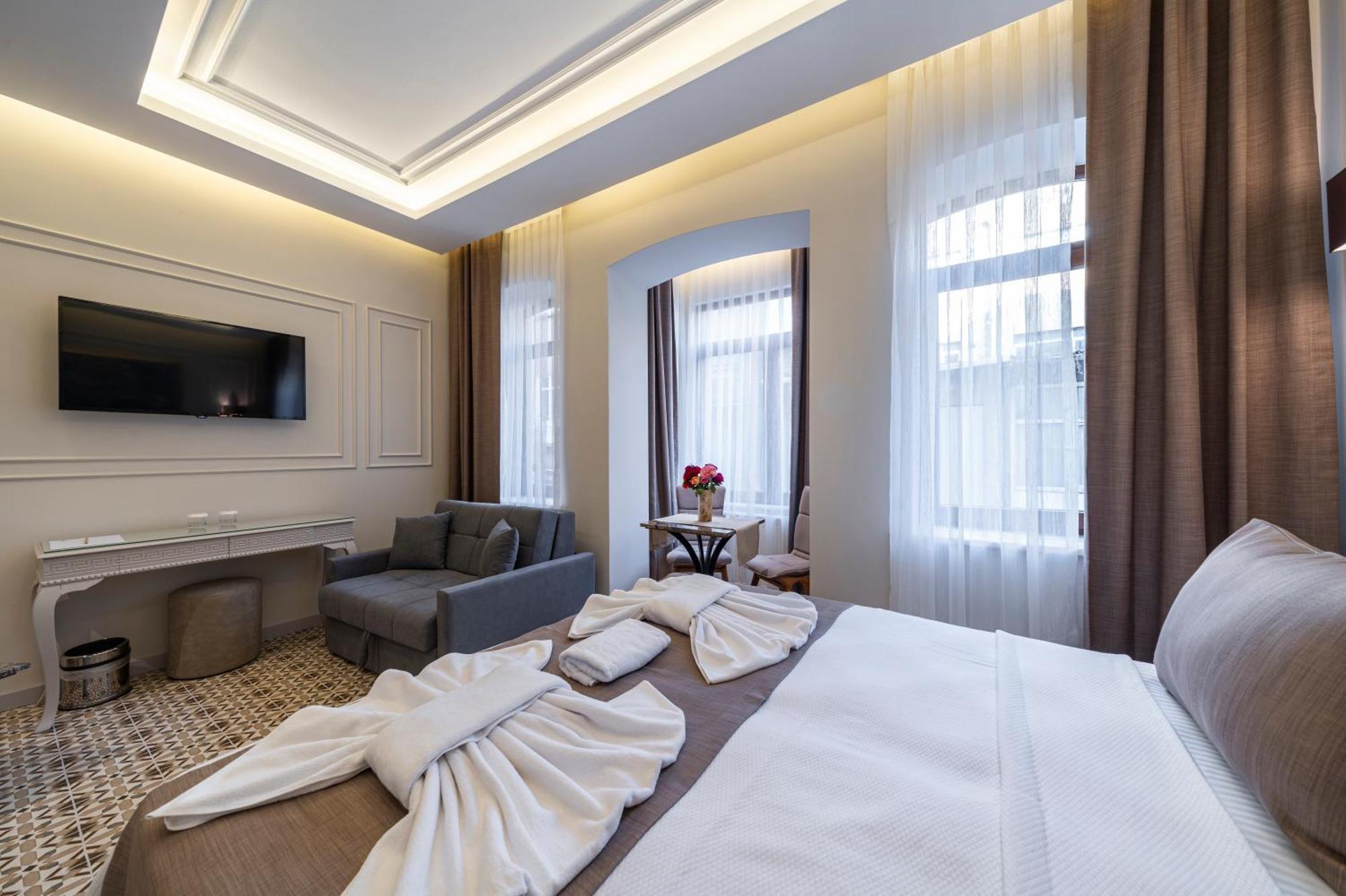 Pera Luna Premium Hotel Istanbul Exteriör bild